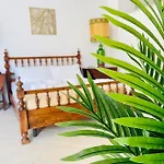 Wild Bed & Bistro Bed & Breakfast